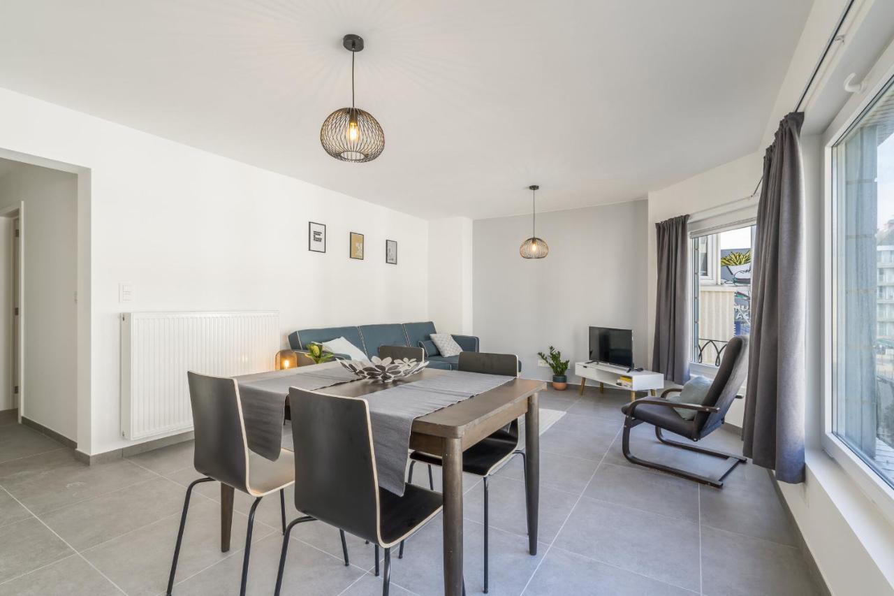 Delightful Family Apartment At Only 50 Meters From The Beach / Panne A Cote De Panne Zewnętrze zdjęcie