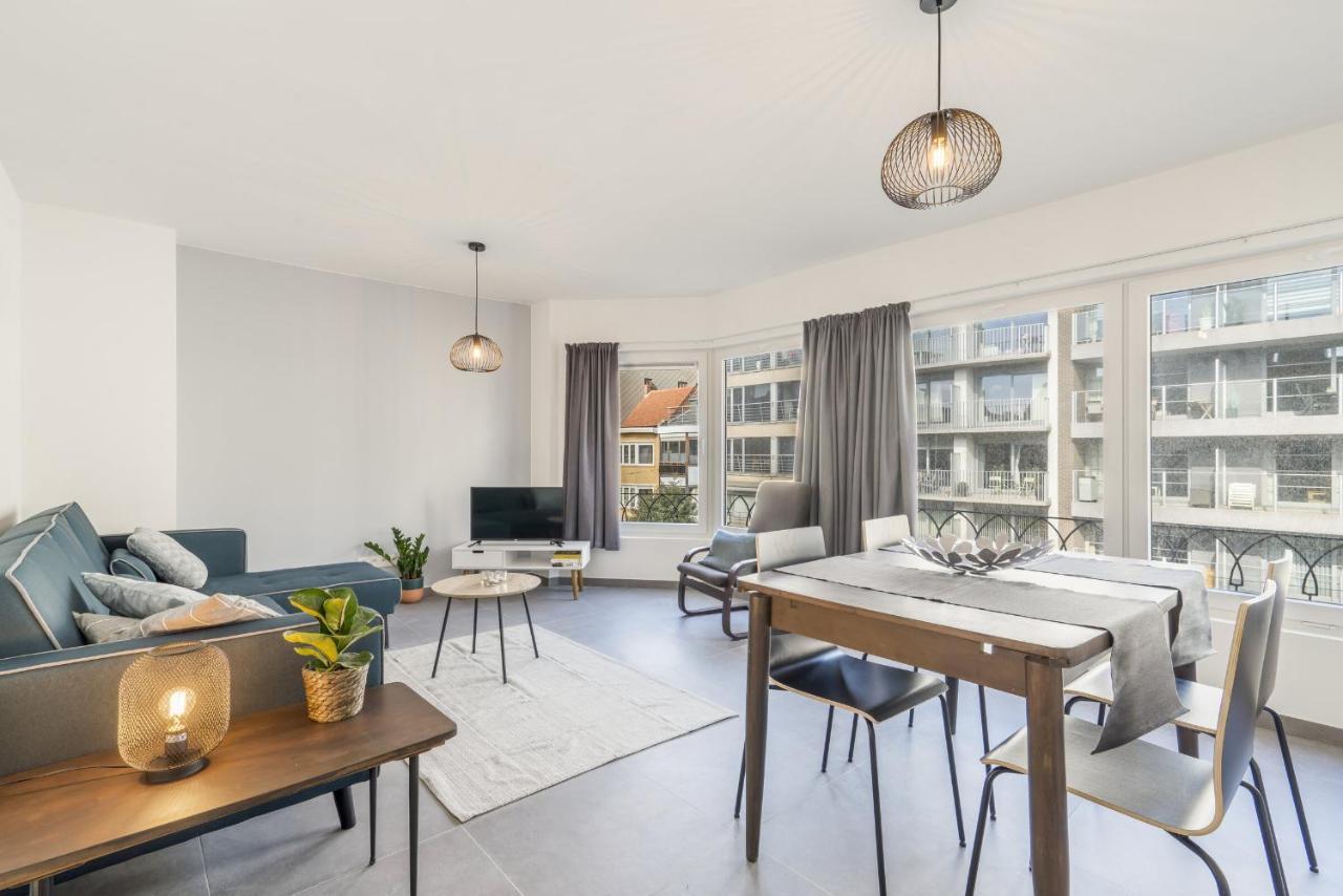 Delightful Family Apartment At Only 50 Meters From The Beach / Panne A Cote De Panne Zewnętrze zdjęcie